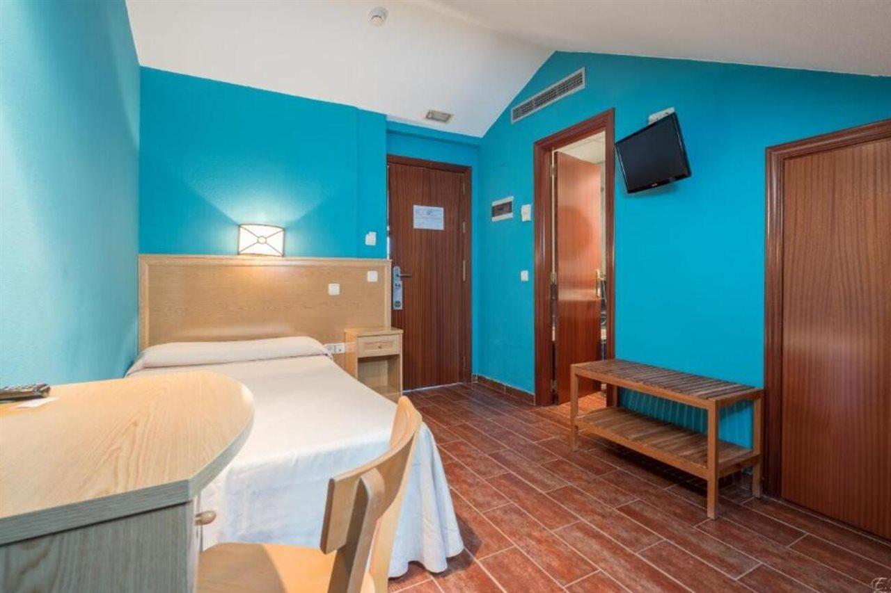 Hotel Vivar Griñón Exterior foto